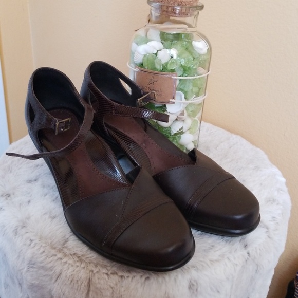 Dansko Shoes - Dansko Roxy mary jane brown shoes